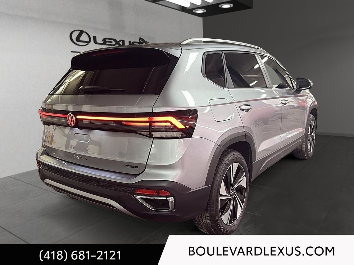 2025 Volkswagen Taos Silver Quebec - photo #24