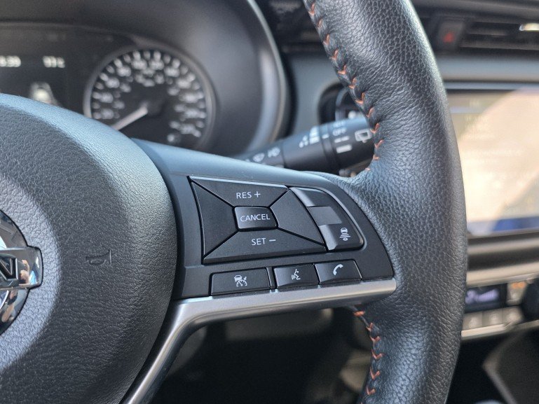Nissan Kicks SR 2021 Gris Mont-Laurier - photo #25
