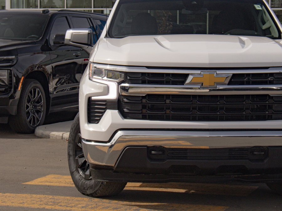 2025 Chevrolet Silverado 1500 LT True North 5.3L | Heated Seats White