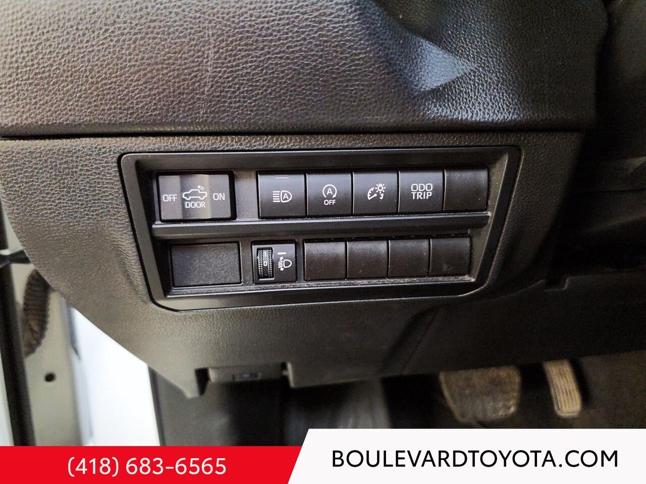 2023 Toyota Tundra 531789-32 | SR DOUBLE CAB, 4x4 White Québec - photo #11