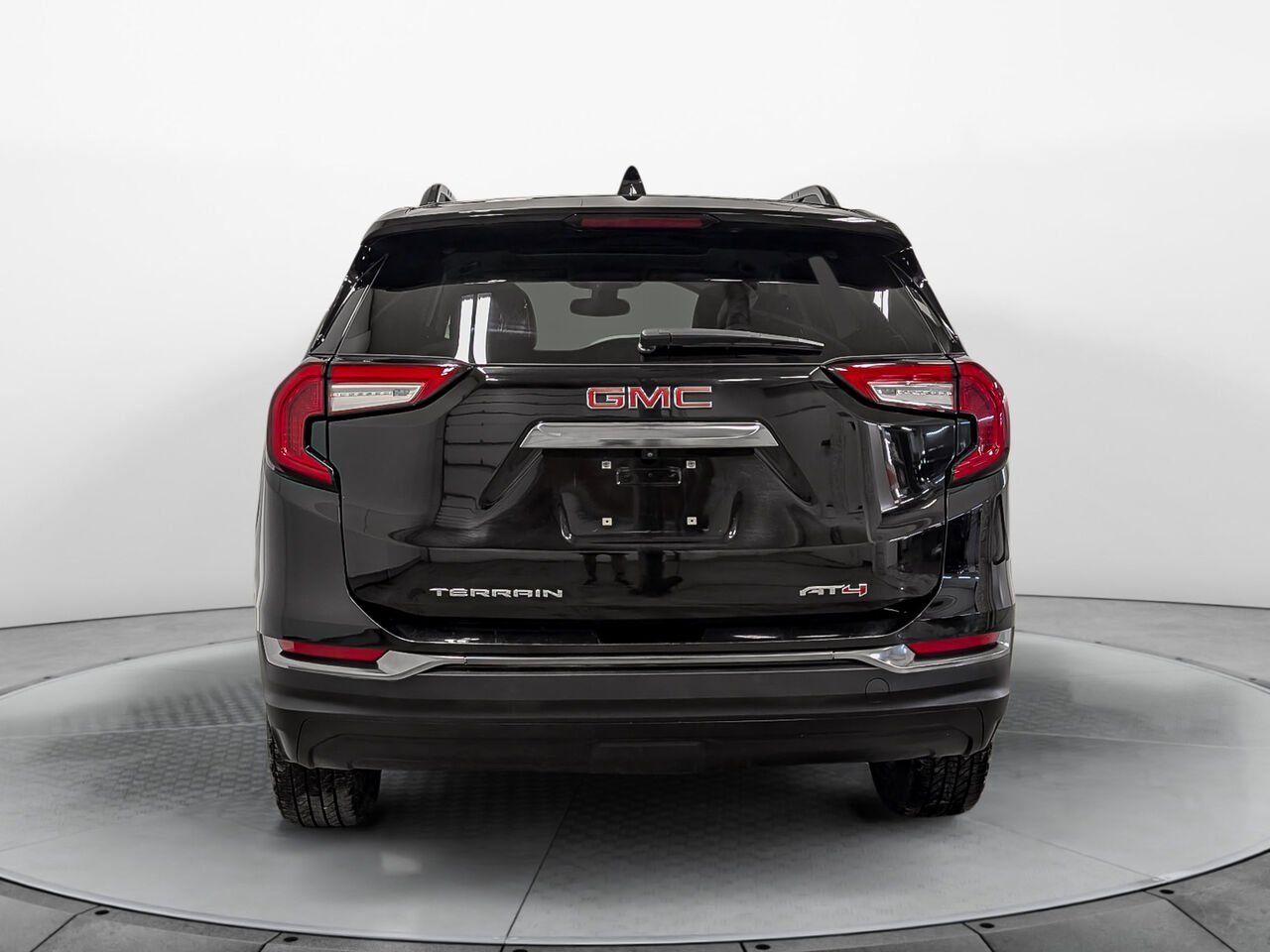 2022 GMC Terrain AT4 AWD Toit Panoramique Black Sherbrooke - photo #4