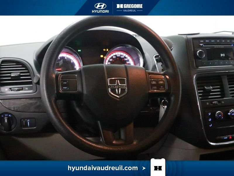 2018 Dodge GR Caravan Red Laval - photo #20