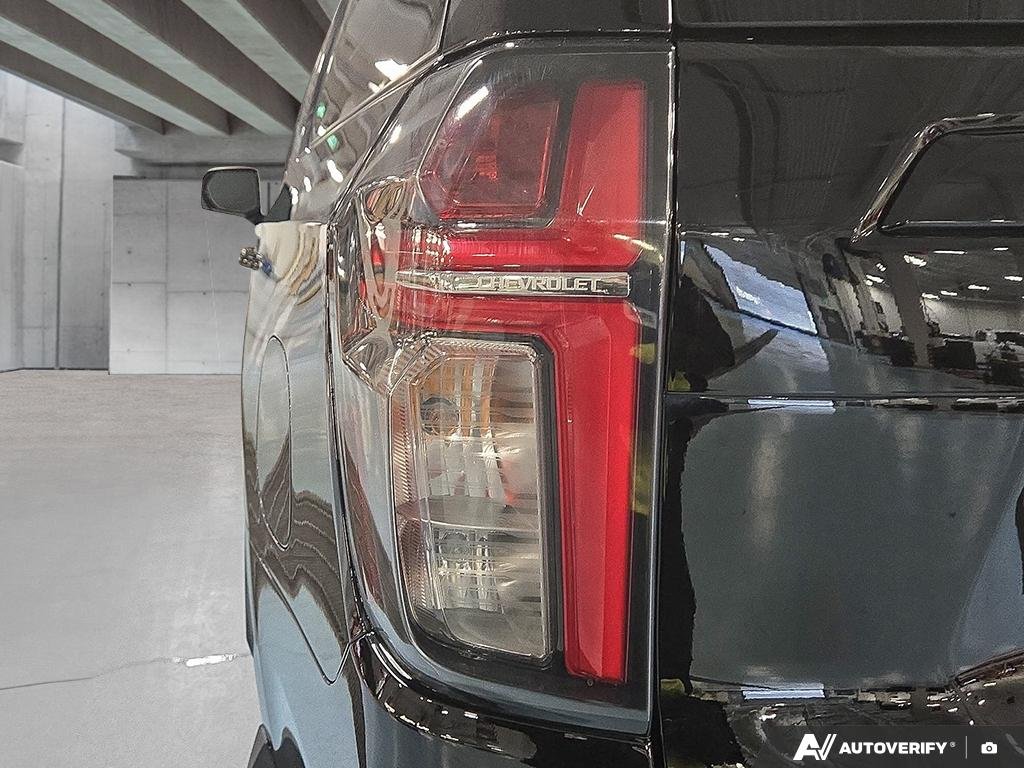 2024 Chevrolet Suburban 2602514A | RST | CK10906 Black Edmonton - photo #10