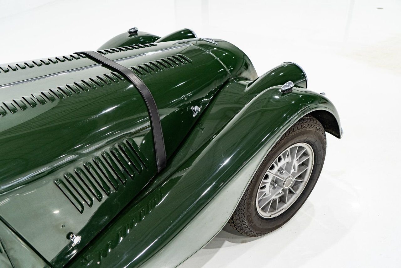 Morgan Plus 8 Unrestored with only 7137km (4435miles) | PRIX EN USD 1970 Vert Montréal - photo #37