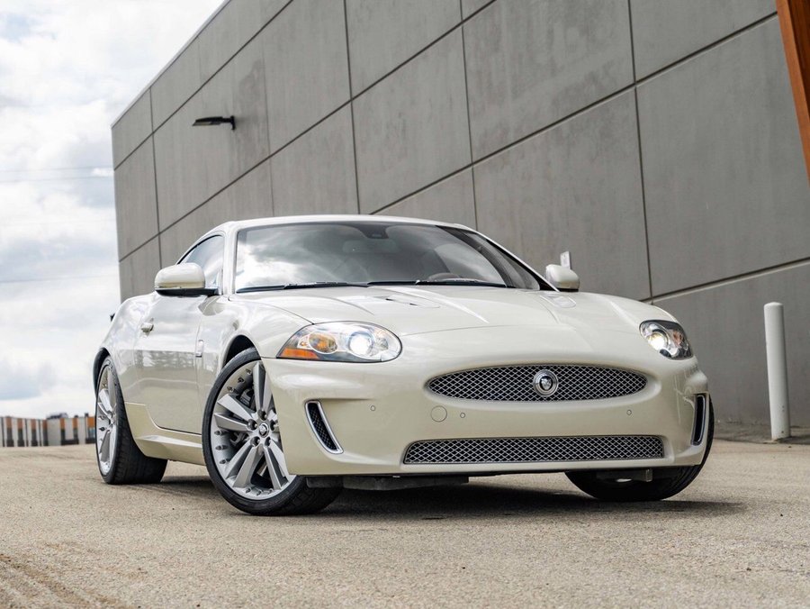 2010 Jaguar XK XKR White