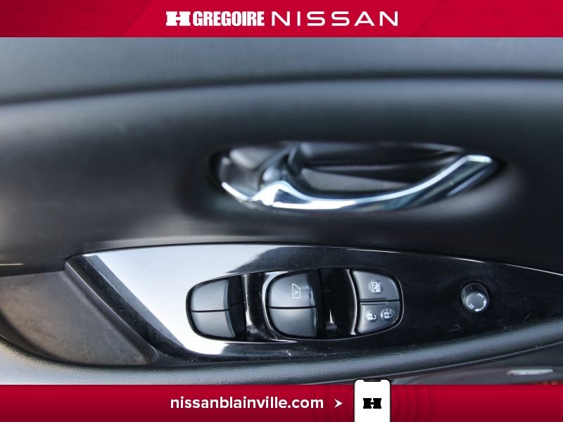2019 Nissan Leaf Red Saint-Eustache - photo #19