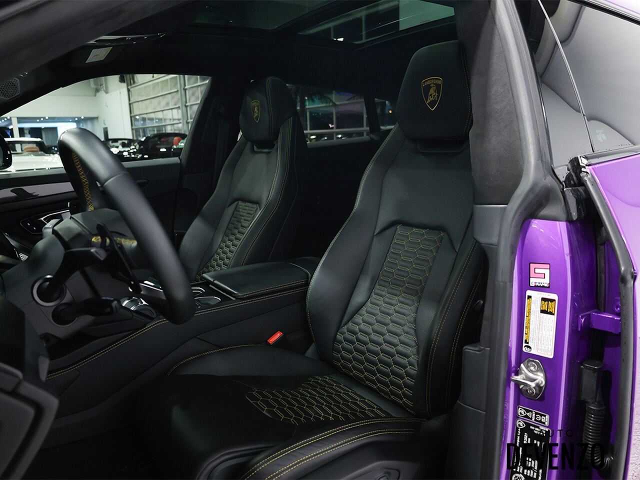 2021 Lamborghini Urus Black Saint-Eustache - photo #14