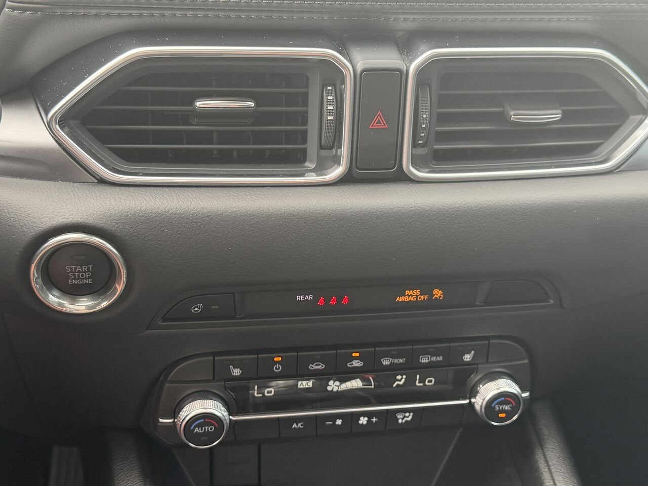 2023 Mazda CX-5 White Ste-Marie - photo #15