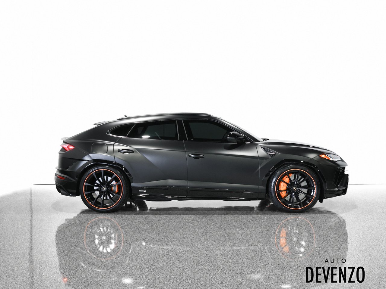 2024 Lamborghini Urus Black Saint-Eustache - photo #1