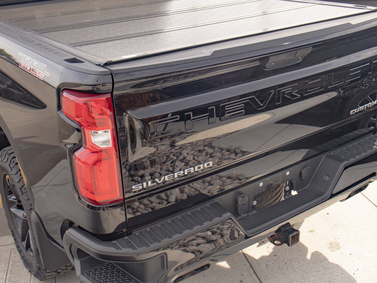 2021 Chevrolet Silverado 1500 4WD Crew Cab 147 Custom Trail Boss Black Sherwood Park - photo #11