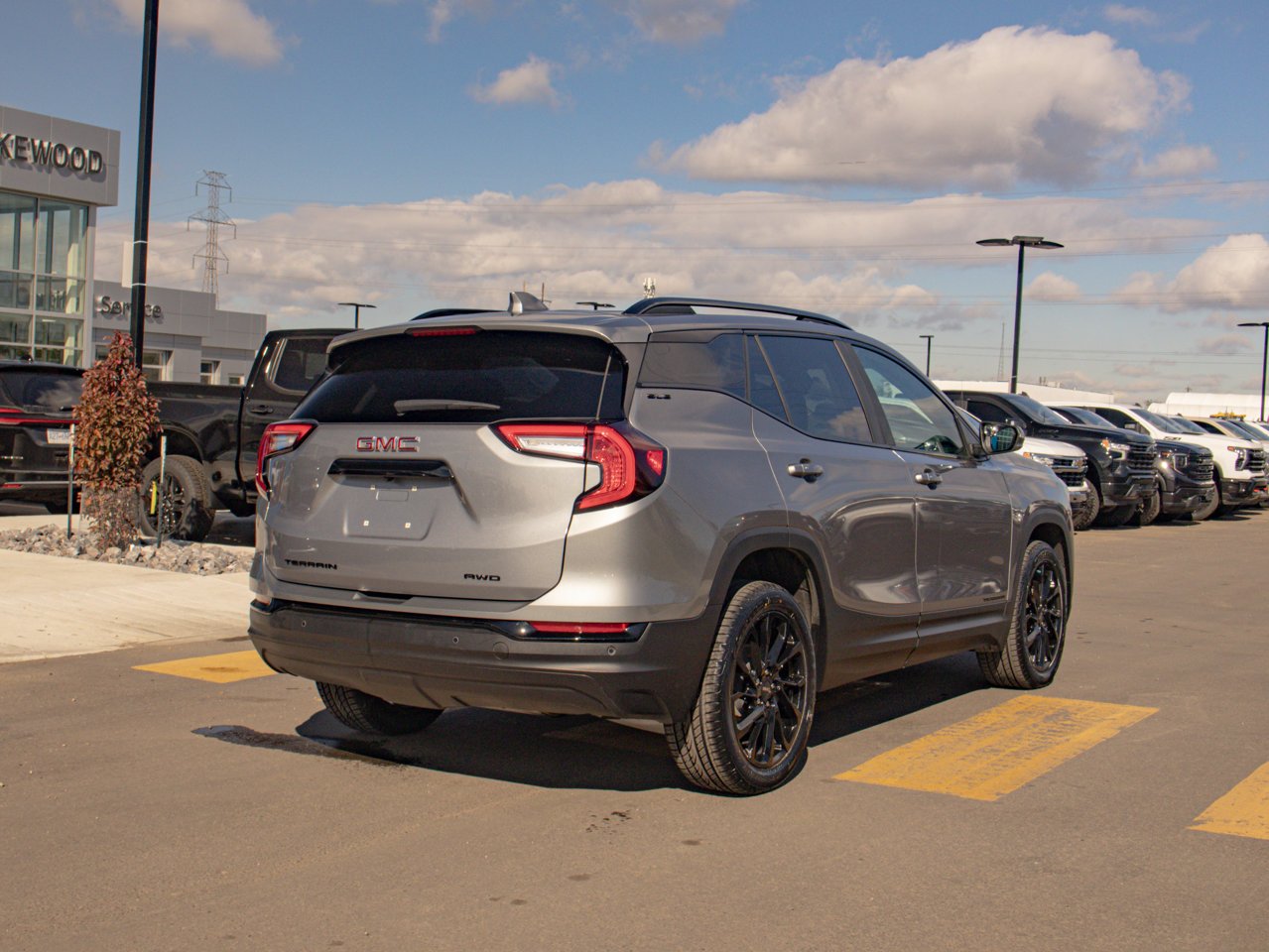2024 GMC Terrain AWD 4dr SLE Grey Sherwood Park - photo #8