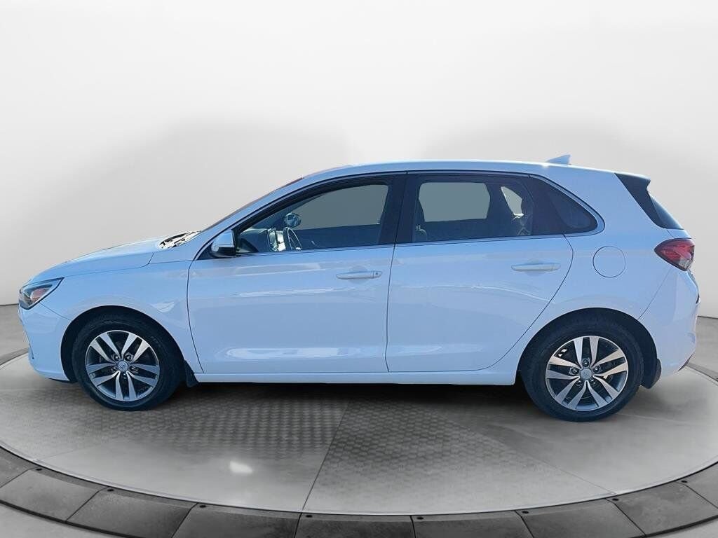 Hyundai Elantra GT GL 2018 Blanc Baie-Comeau - photo #4