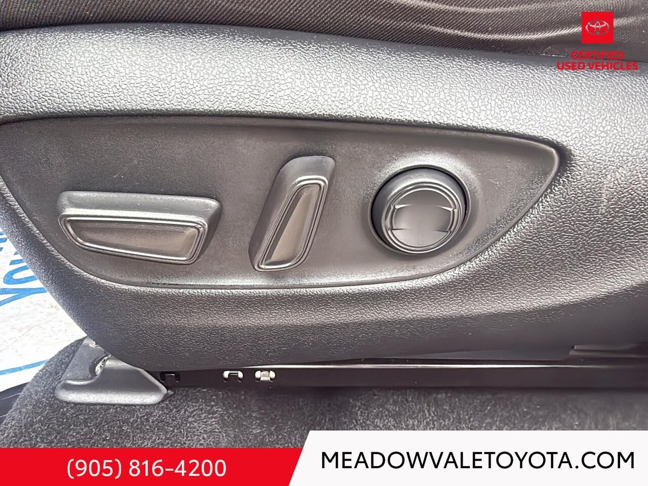 2023 Toyota RAV4 NEW FRONT BRAKE PADS AND ROTORS FRONT AND BACK Silver Sky Metallic Mississauga - photo #9