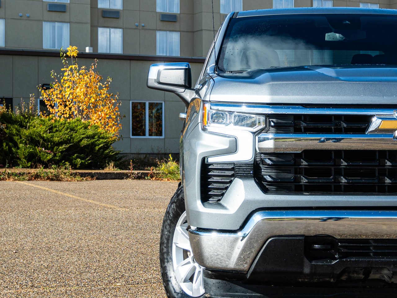 2025 Chevrolet Silverado 1500 4WD Crew Cab 147 LT Grey Sherwood Park - photo #5