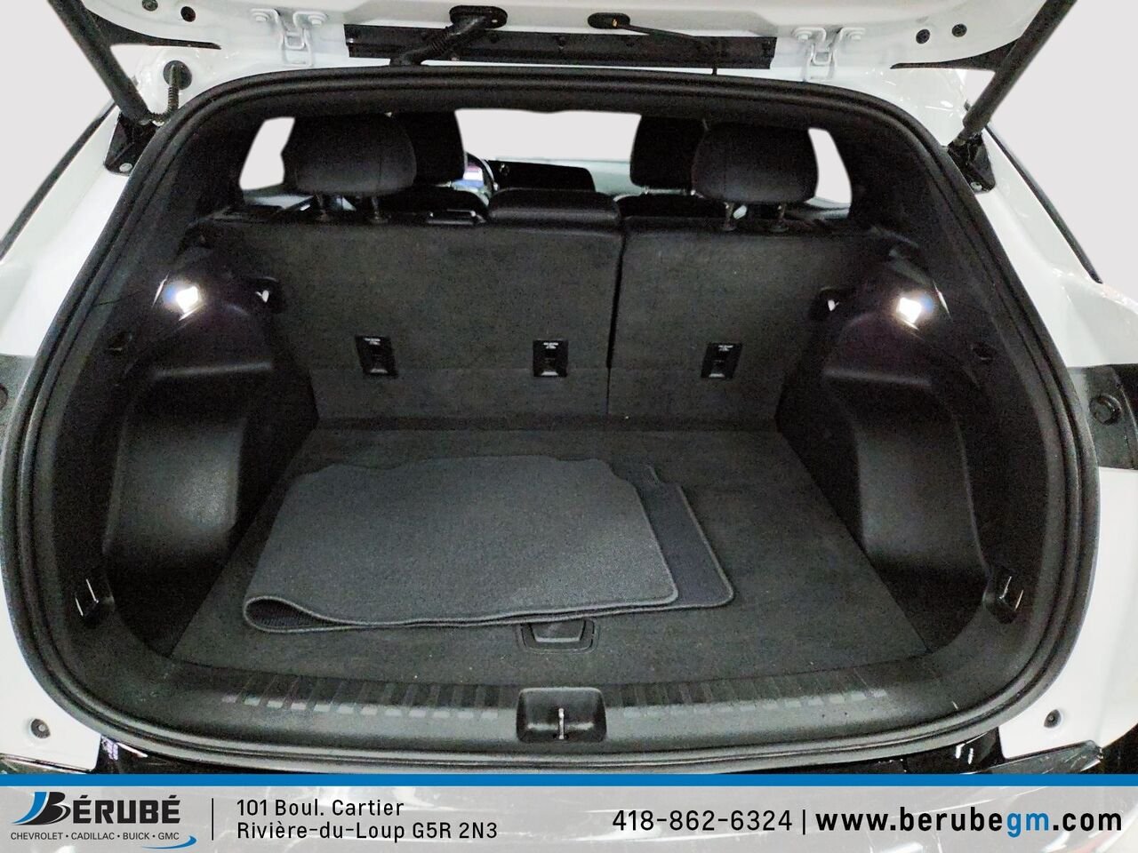 CHEVROLET BLAZER EV eAWD 2024 Blanc Rivière-du-Loup - photo #5