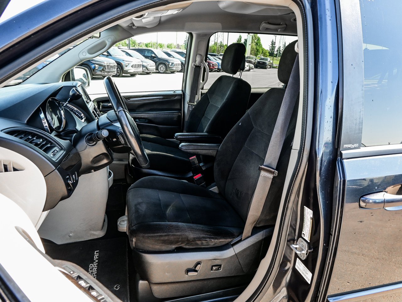 2013 Dodge Grand Caravan 4dr Wgn SXT Grey Sherwood Park - photo #15