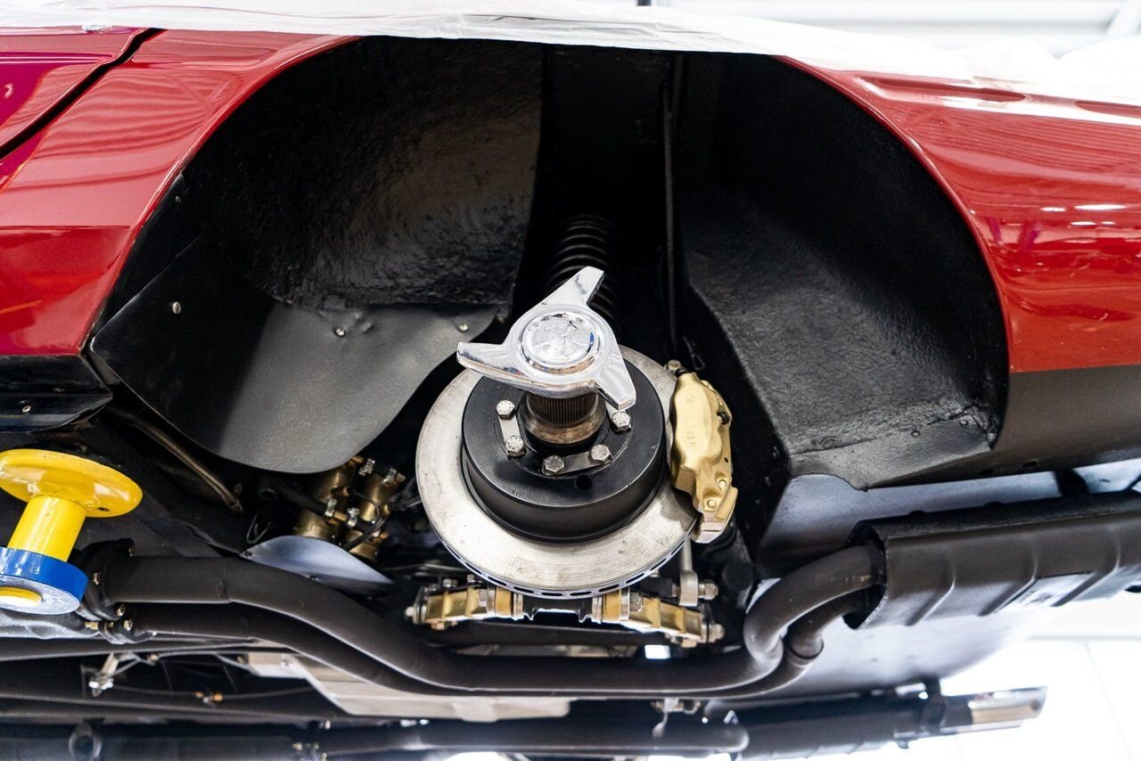 Ferrari 365 GTB4 Daytona 18,301 miles With Orig Books/Tools/ Carbs / Filter Box 1973 Rouge Montréal - photo #121