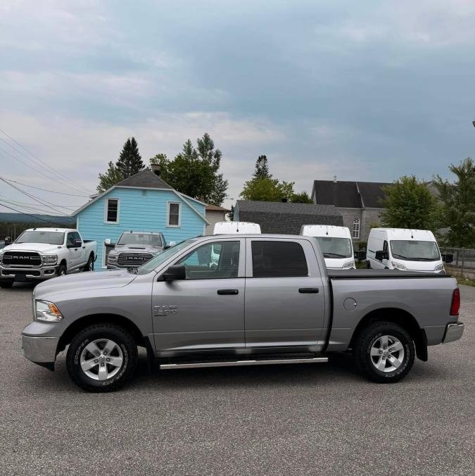 2022 RAM 1500 Classic 2022 Grey