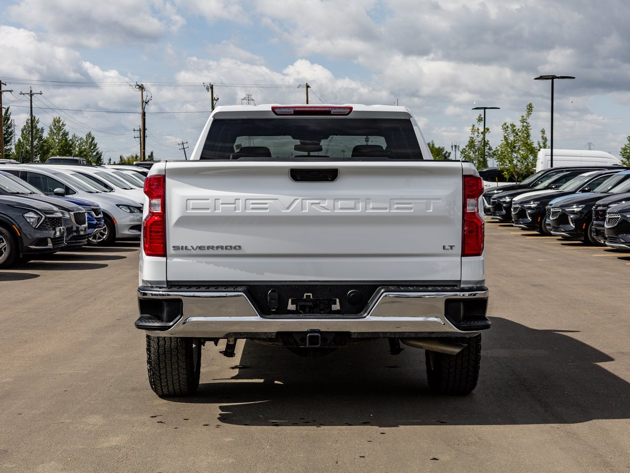 2026 Chevrolet Silverado 1500 4WD Crew Cab 147 LT White Sherwood Park - photo #11