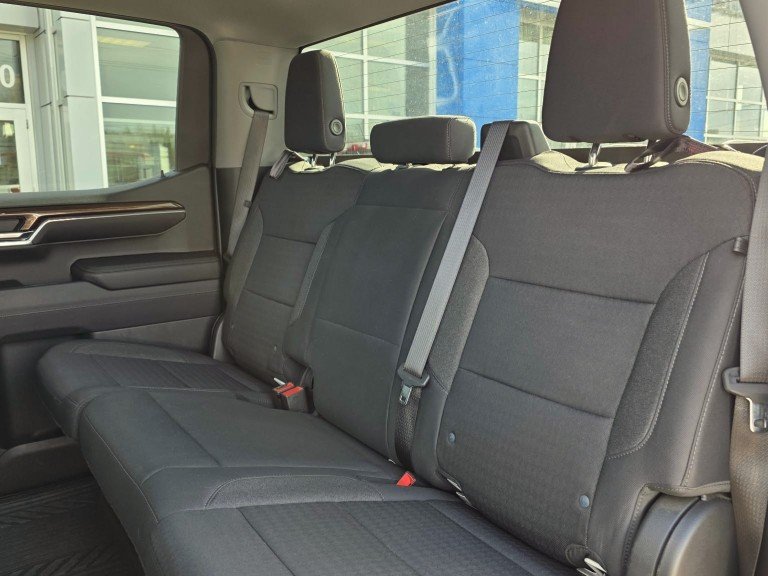 Chevrolet Silverado 1500 LT TrailBoss 4X4 2024 Blanc Mont-Laurier - photo #16