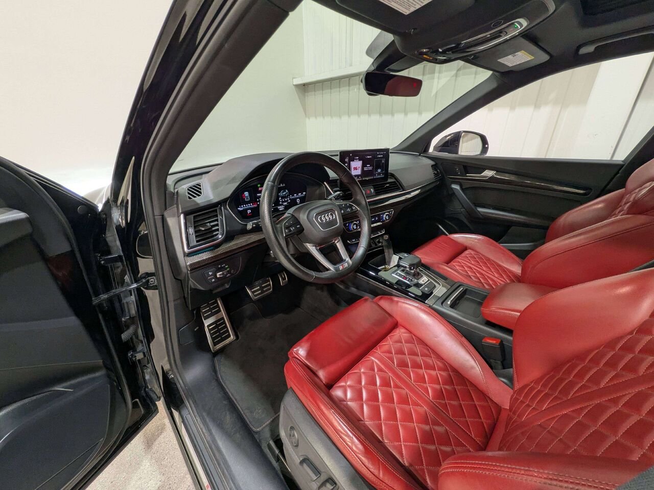 2022 Audi SQ5 Progressiv 3.0 TFSI quattro Black Val-David - photo #10