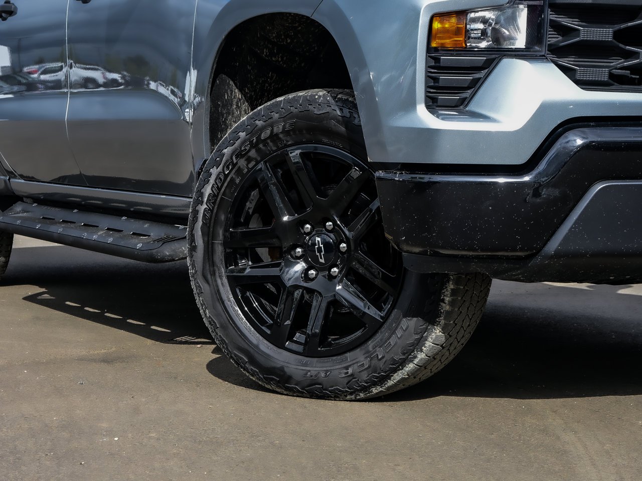 2024 Chevrolet Silverado 1500 4WD Crew Cab 147 Custom Trail Boss Grey Sherwood Park - photo #5