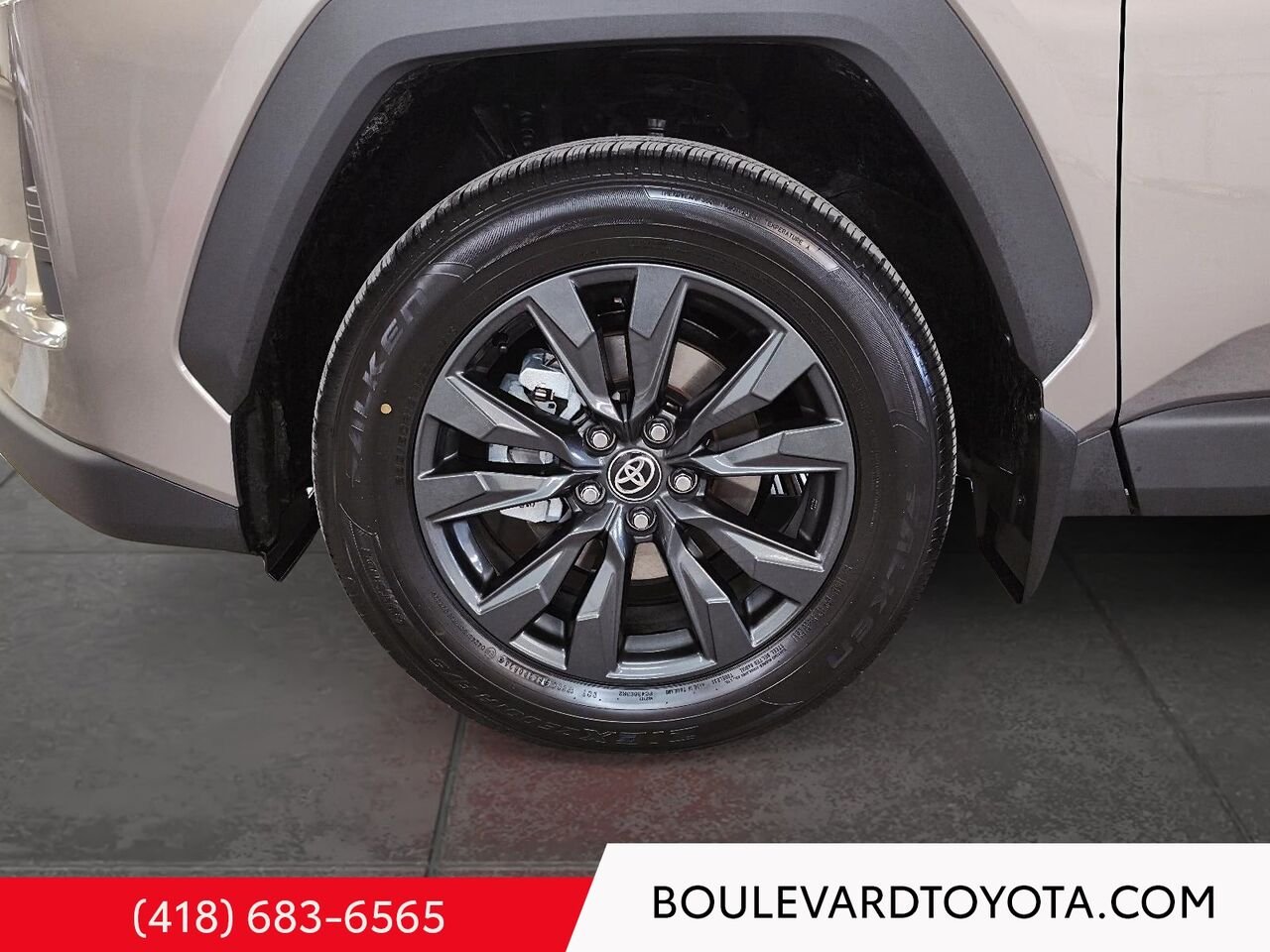 2026 Toyota RAV4 531879-12 | XLE, AWD Brown Québec - photo #6