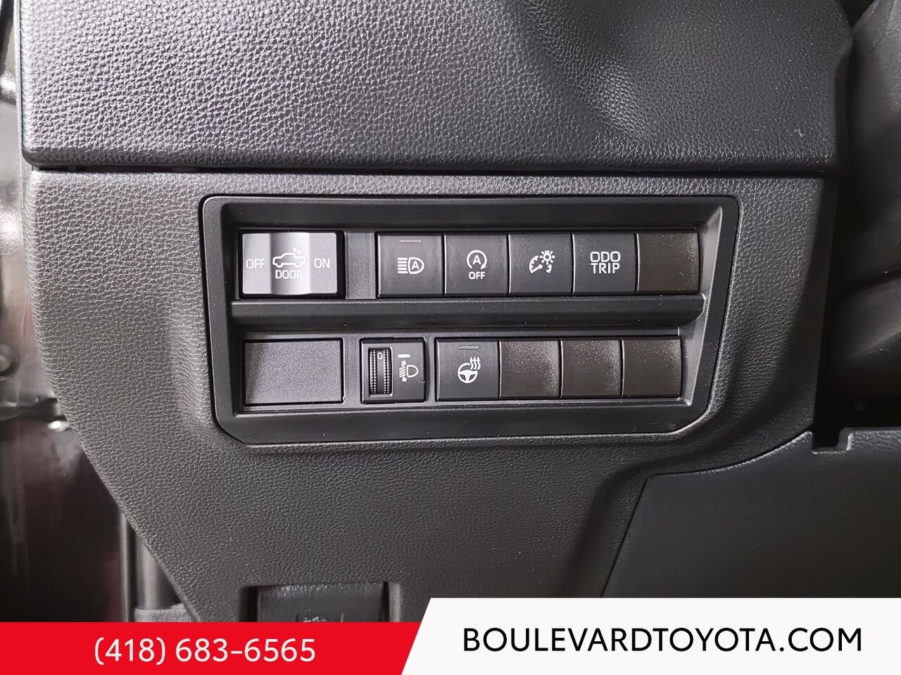 Toyota TUNDRA 550007-41 | SR CREWMAX 4x4 2022 Noir Québec - photo #11