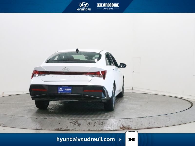 Hyundai Elantra 2025 Blanc Blainville - photo #10