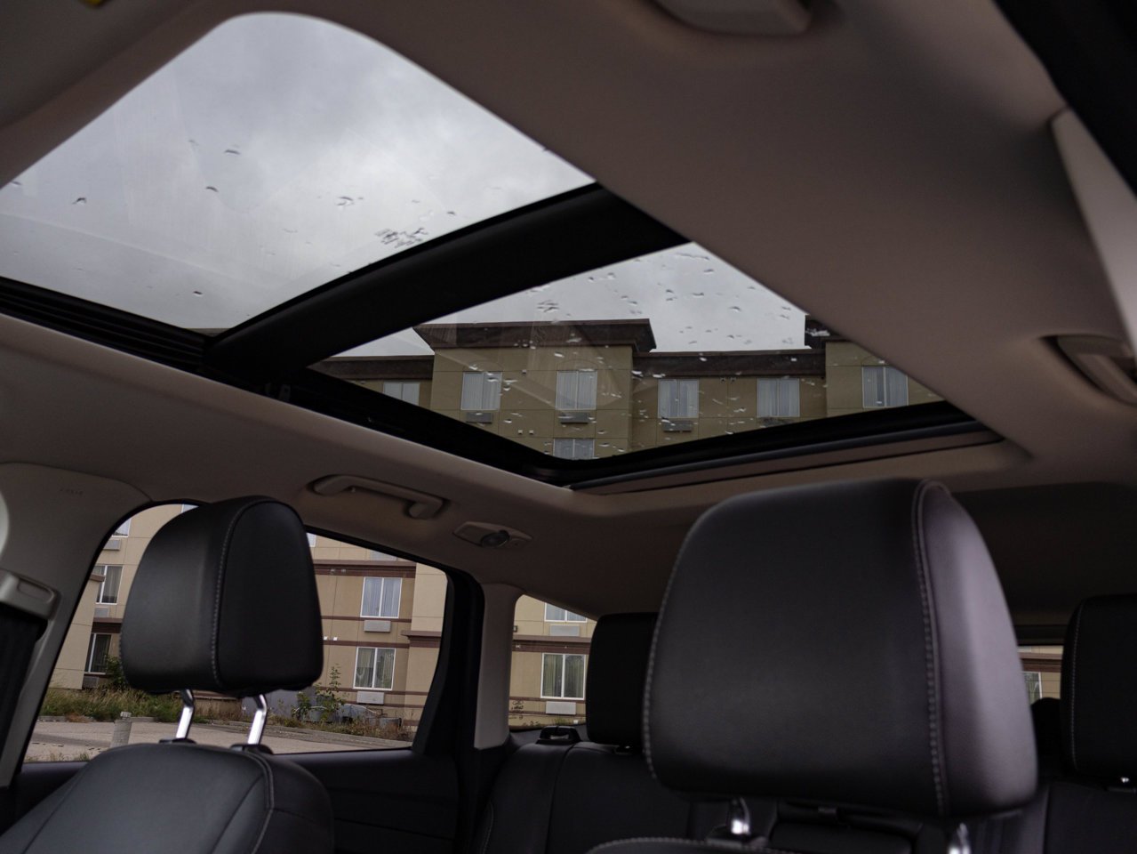 2015 Ford Escape FWD 4dr SE Grey Sherwood Park - photo #14