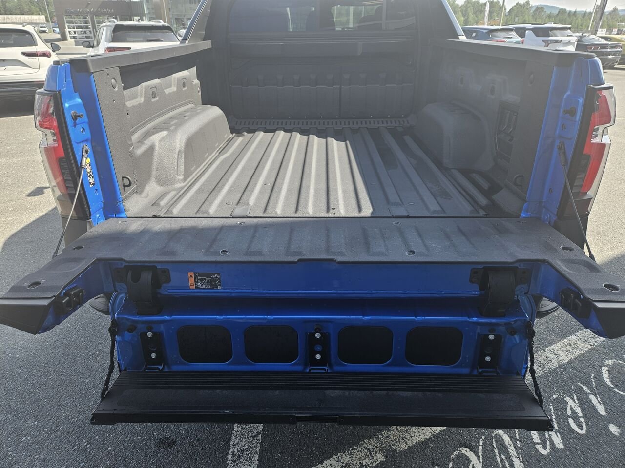 Chevrolet Silverado EV LT à autonomie prolongée à cabine multiplace e4RM 2025 Bleu Thetford Mines - photo #23