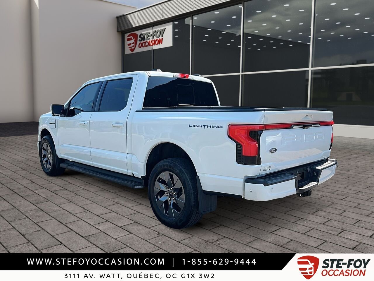 2023 Ford F-150 Lightning LARIAT SuperCrew LONG RANGE White Québec - photo #6