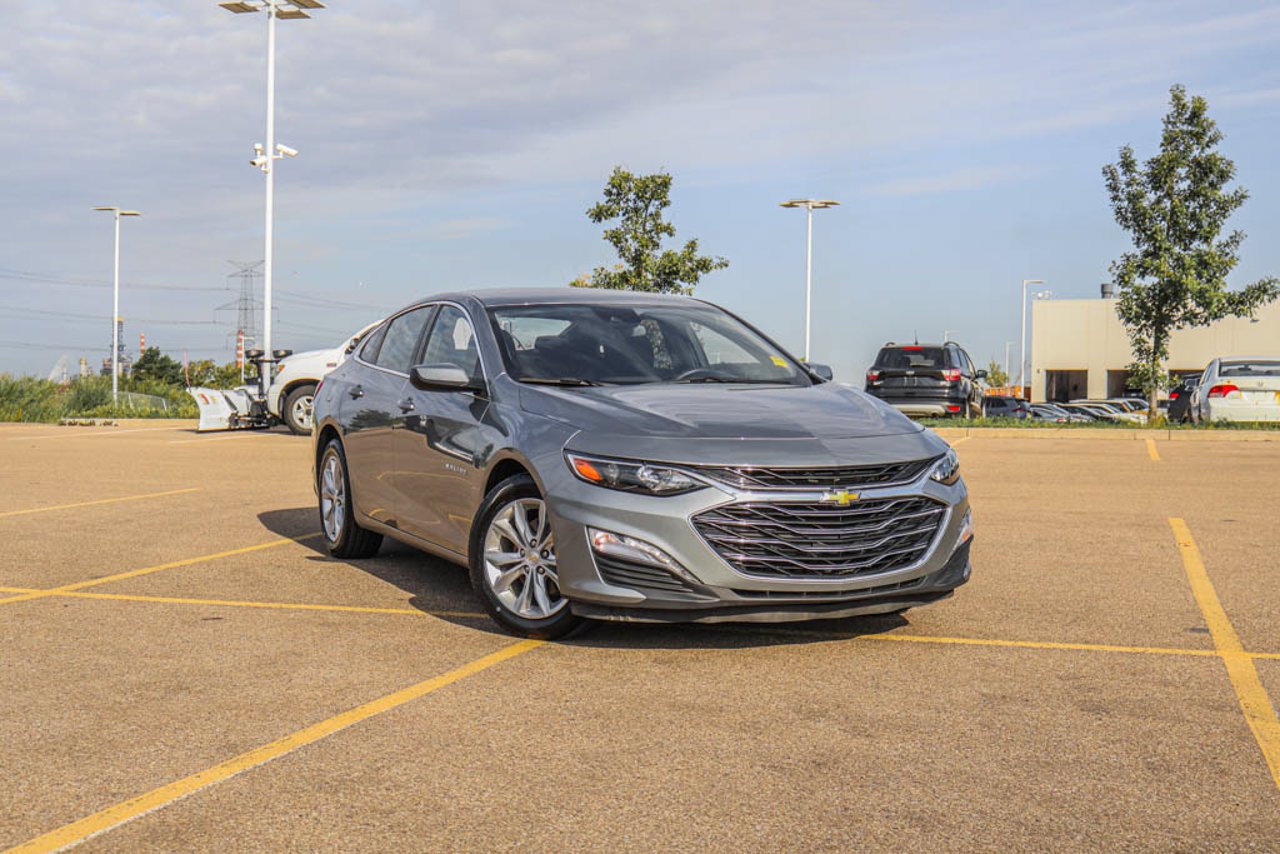 2025 Chevrolet Malibu 4dr Sdn 1LT Grey Sherwood Park - photo #1