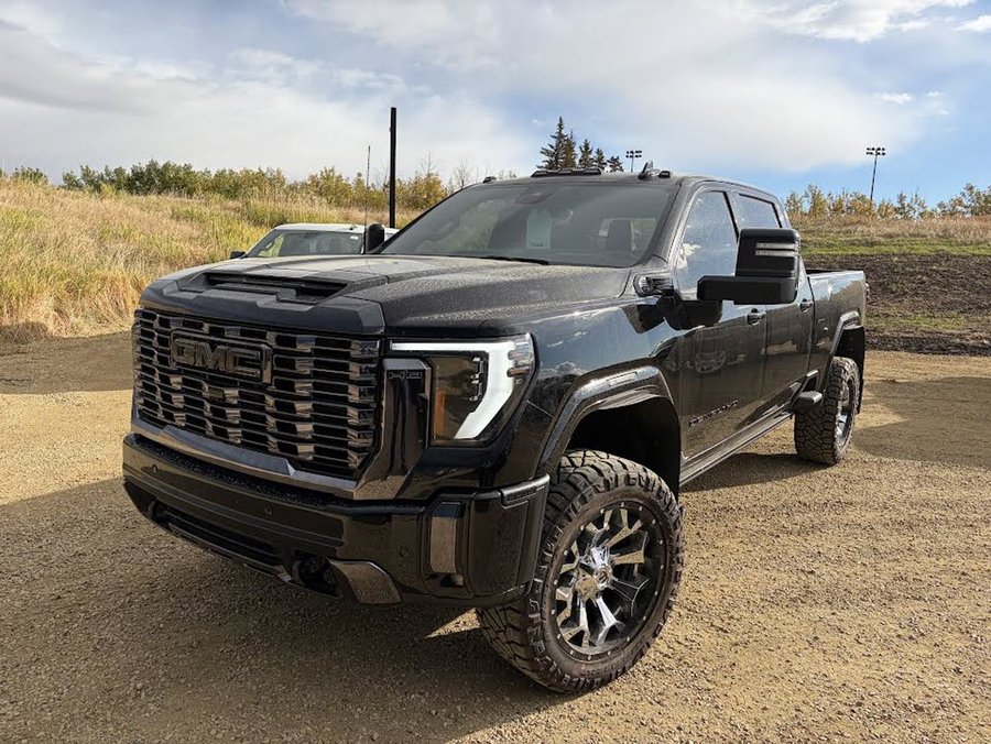 2024 GMC Sierra 3500HD Denali Ultimate 6.6L Duramax | Technology Package Black