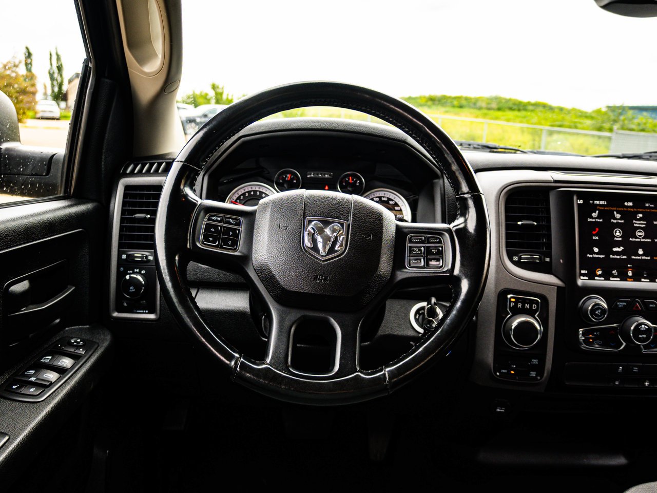 2021 Ram 1500 Classic Express 4x4 Crew Cab 5'7 Box Grey Sherwood Park - photo #28
