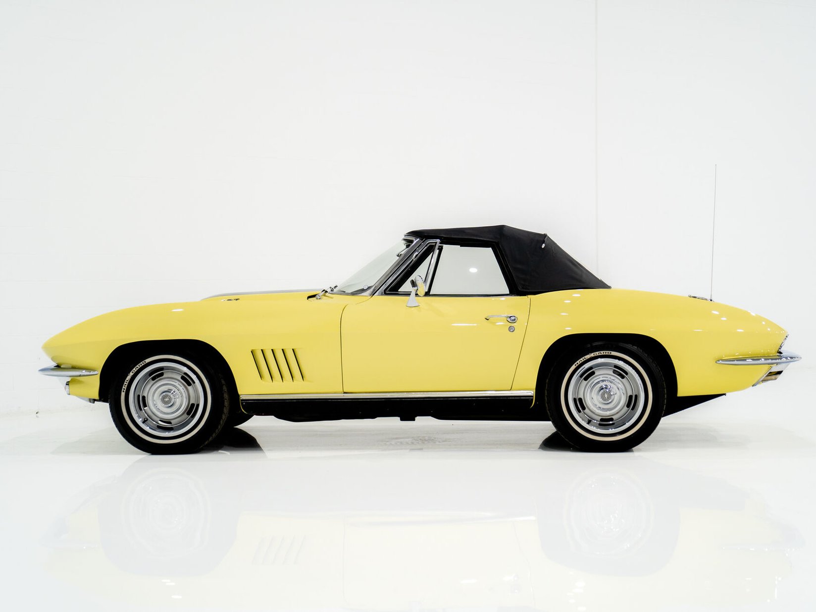Chevrolet Corvette 1967 Jaune Montréal - photo #27
