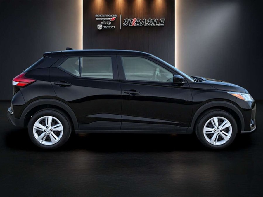 2024 Nissan Kicks S FWD, CAMERA, BLUETOOTH, CARPLAY/ANDROID Black