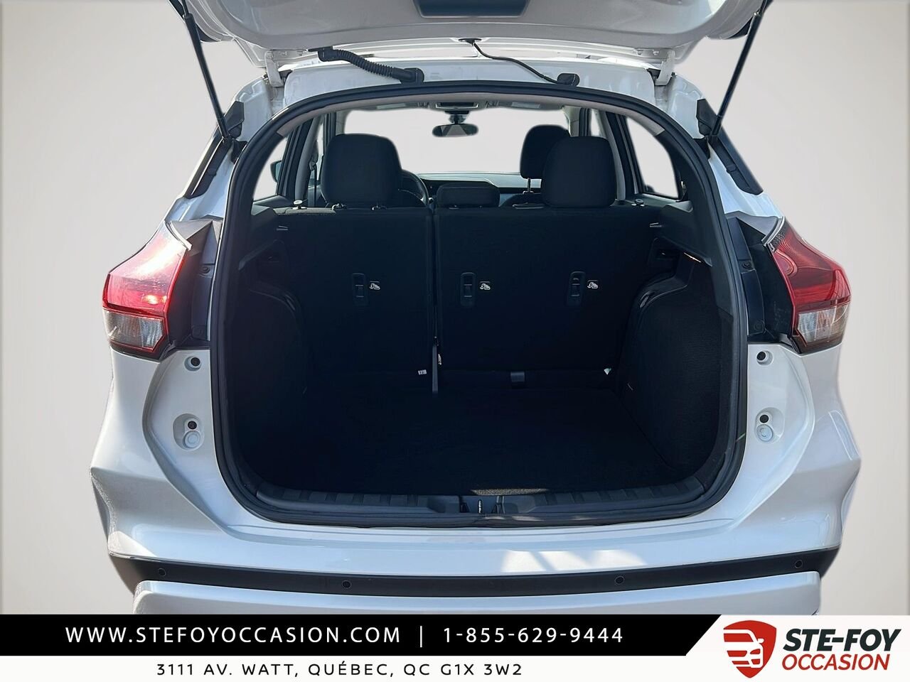 2024 Nissan Kicks SV White Québec - photo #5