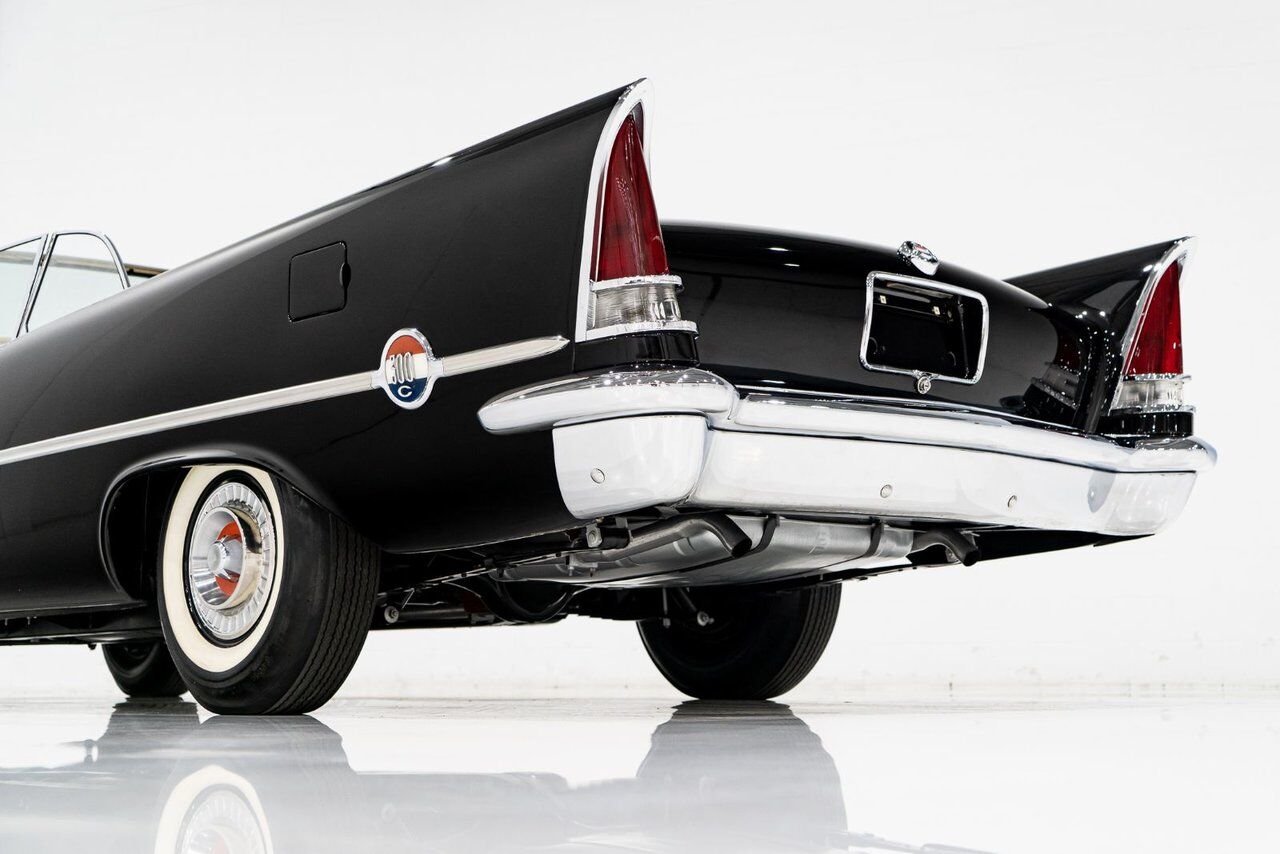 Chrysler 300C 1 of 474 convertibles produced **PRICE IN USD** 1957 Noir Montréal - photo #27