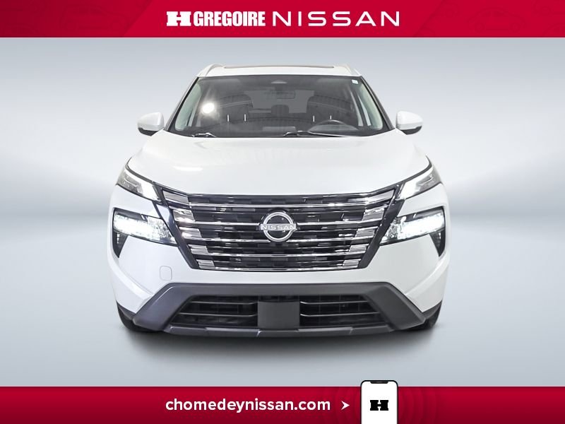 2025 Nissan Rogue White Laval - photo #2