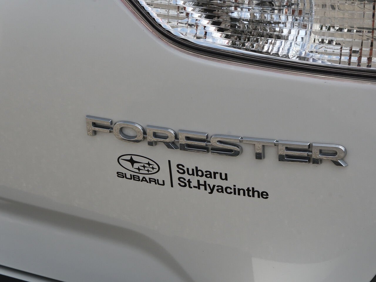 2020 Subaru Forester 2.5i Limited White Saint-Hyacinthe - photo #35