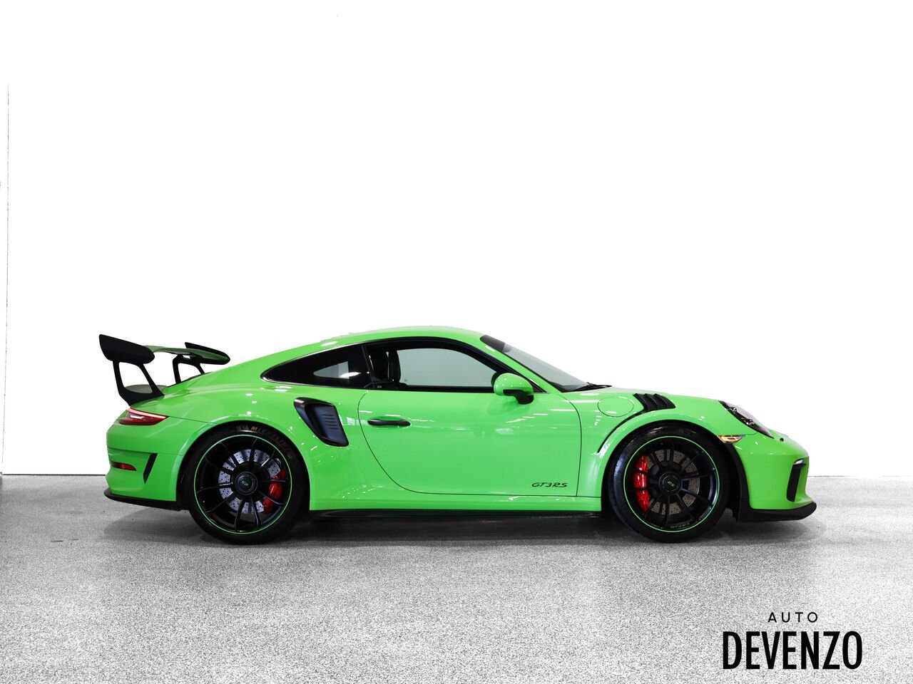 Porsche 911 2019 Vert Saint-Eustache - photo #1