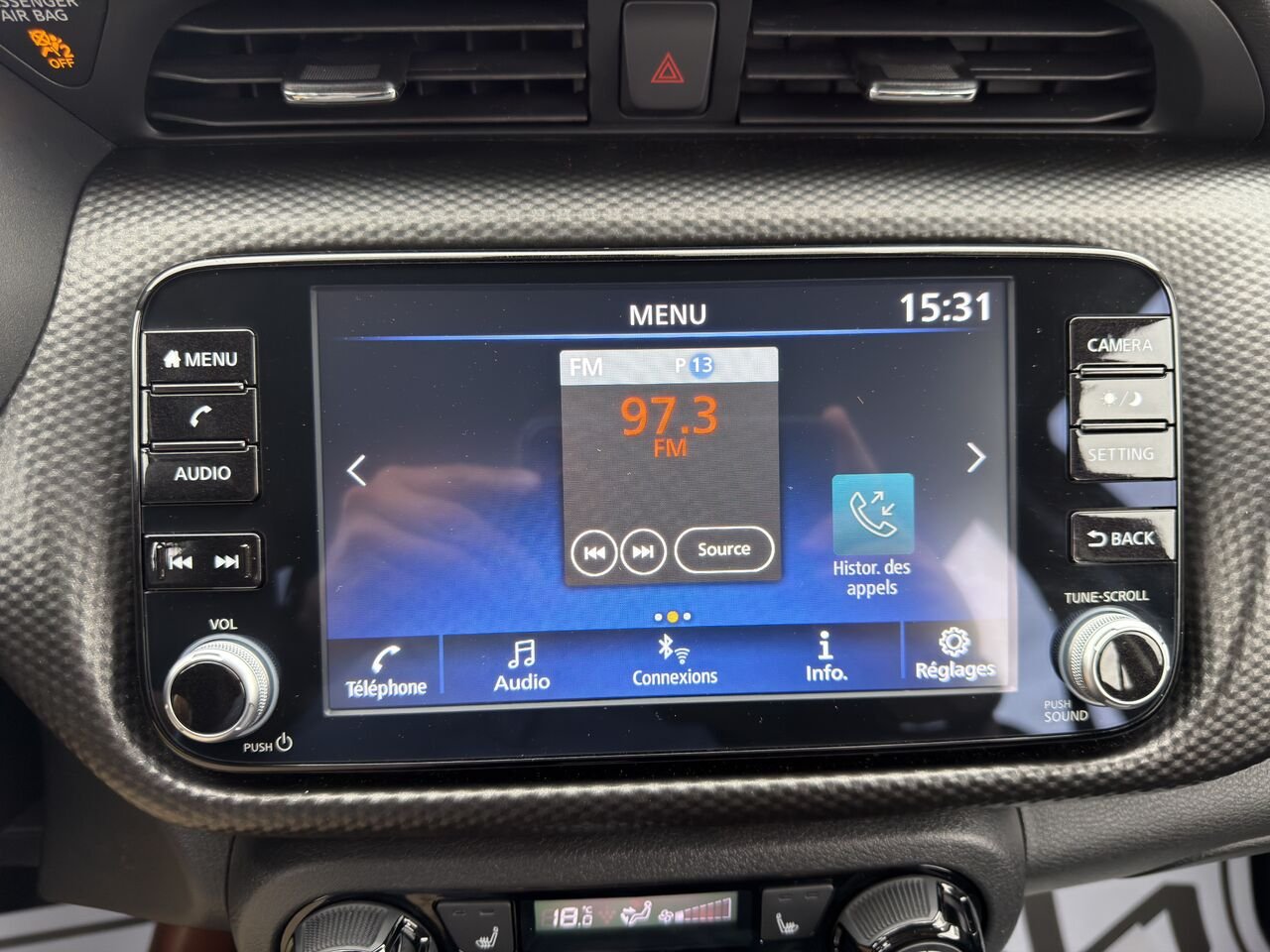 2021 Nissan Kicks Red Thetford Mines - photo #21