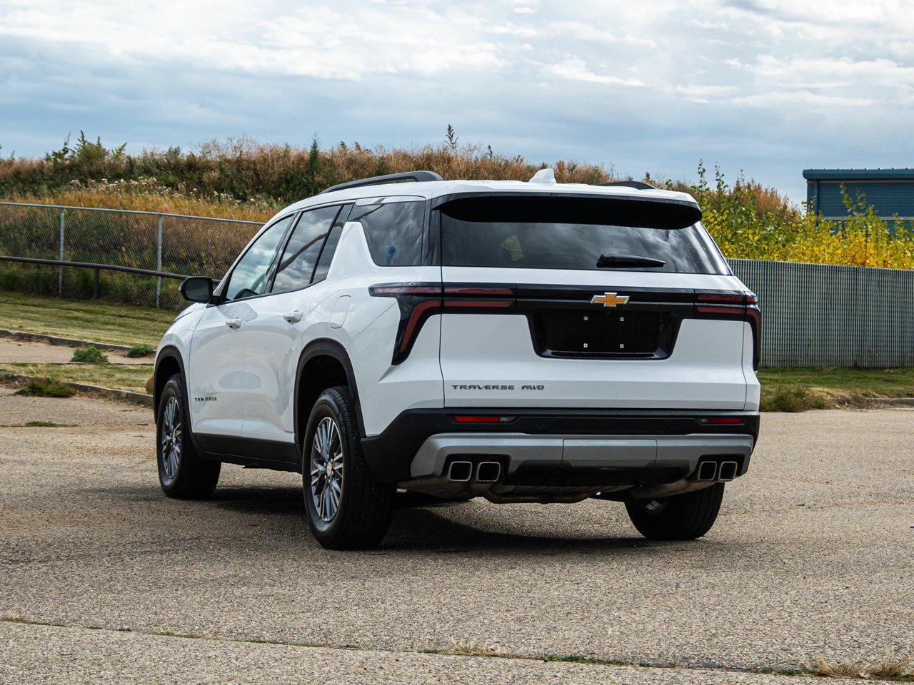 2026 Chevrolet Traverse AWD 4dr LT White Sherwood Park - photo #11