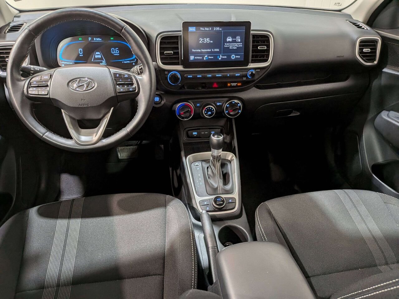 2026 Hyundai Venue Preferred IVT Black Val-David - photo #30