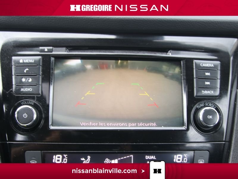 Nissan Qashqai 2023 Gris Laval - photo #18