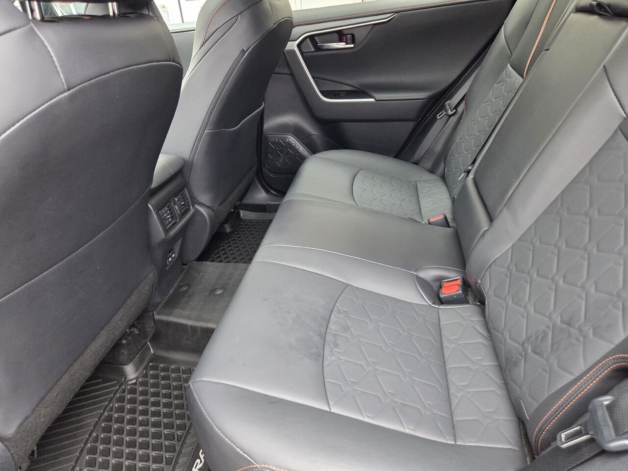 2022 Toyota RAV4 TRAIL White Mont-Laurier - photo #13
