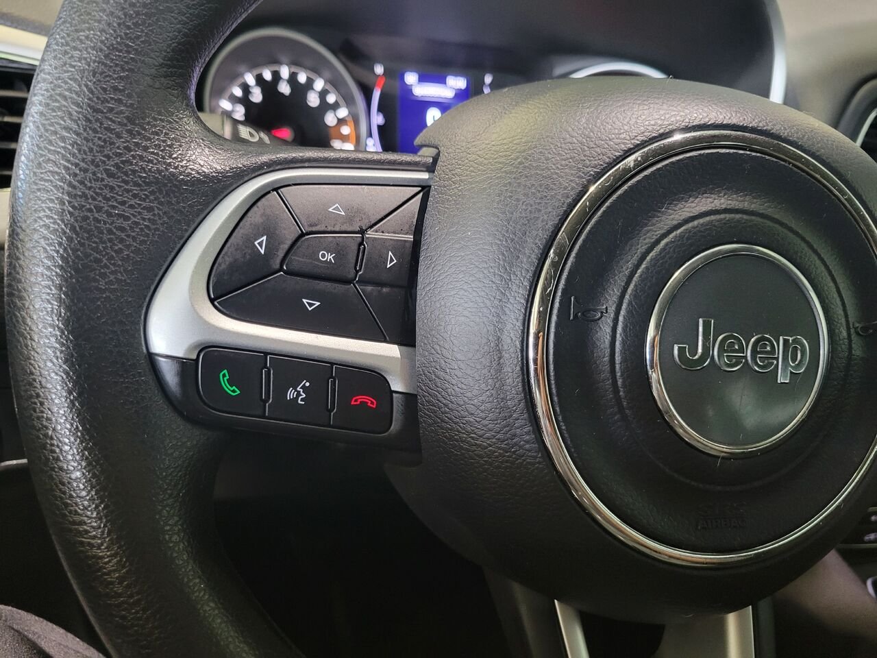 2020 Jeep Compass Black  - photo #16