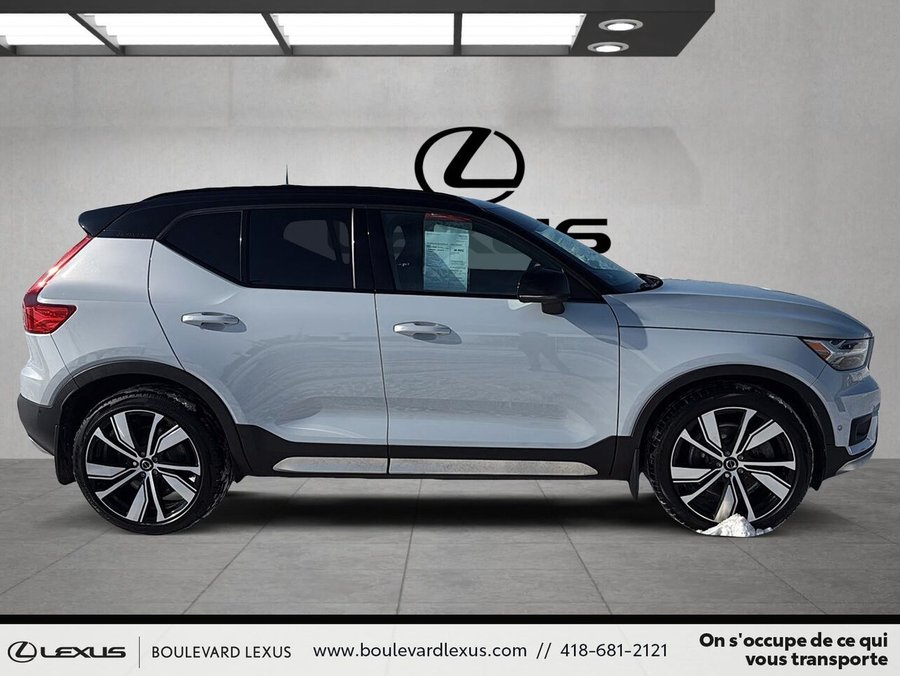 2022 Volvo XC40 Recharge (Level 3-Ultimate) Silver