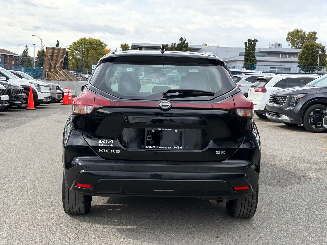 Nissan Kicks 2023 Noir Gatineau - photo #4